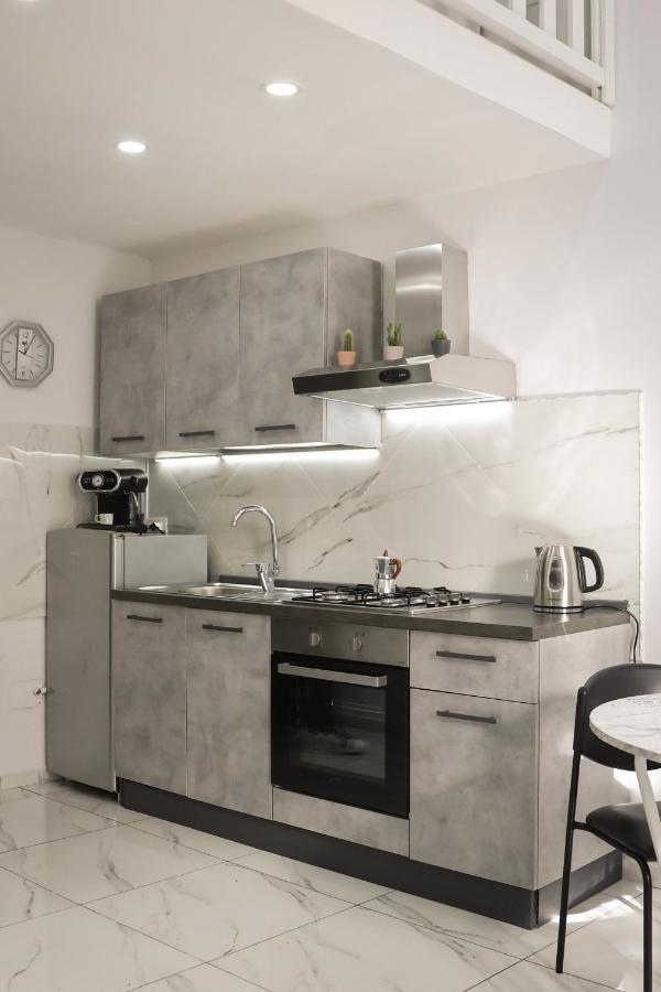 Modern By Sasy In The City Centre Νάπολη Εξωτερικό φωτογραφία